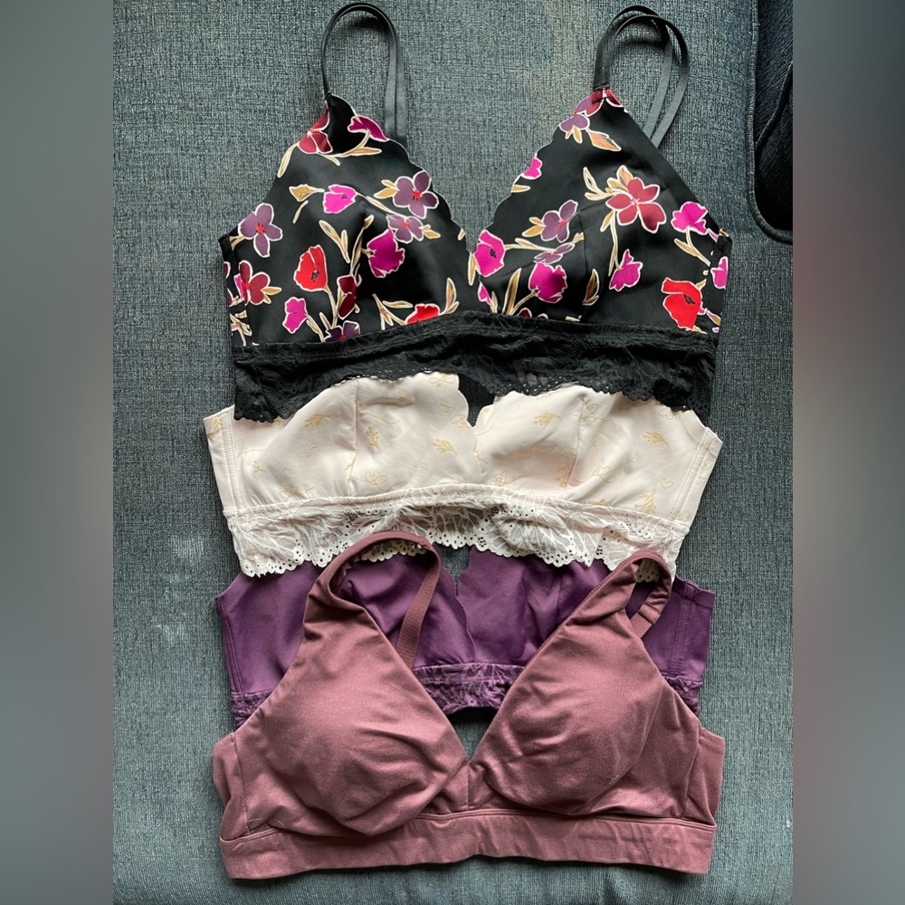 **SOLD** Lot of Auden Bralette XL